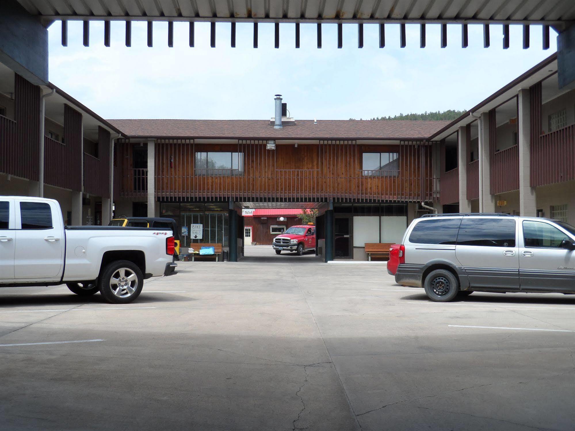 Bear Lodge Motel サンダンス エクステリア 写真